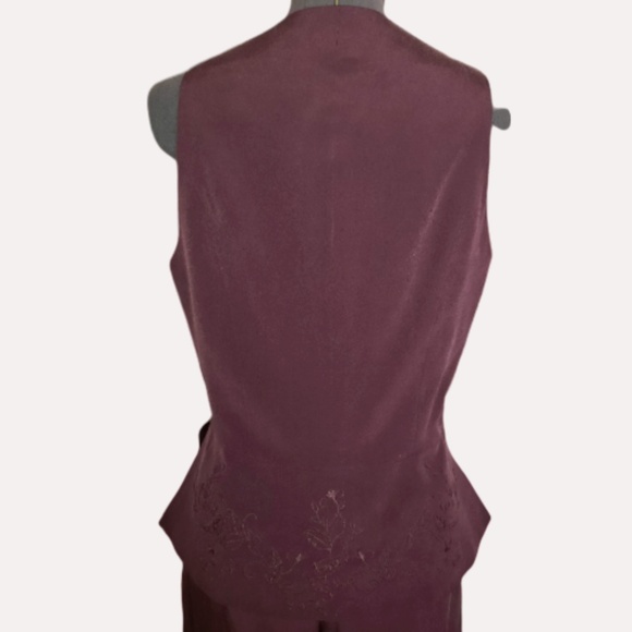 100% Silk Embroidered Button Down Vest and Slacks - Picture 3 of 5